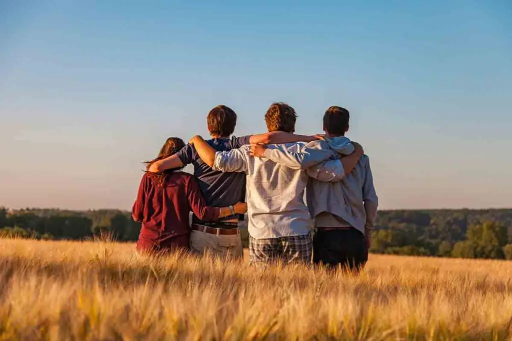 img-young-people-01