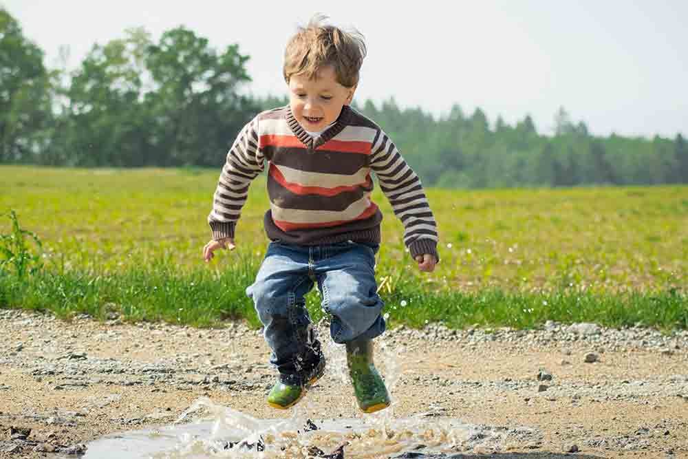 playing-children-01